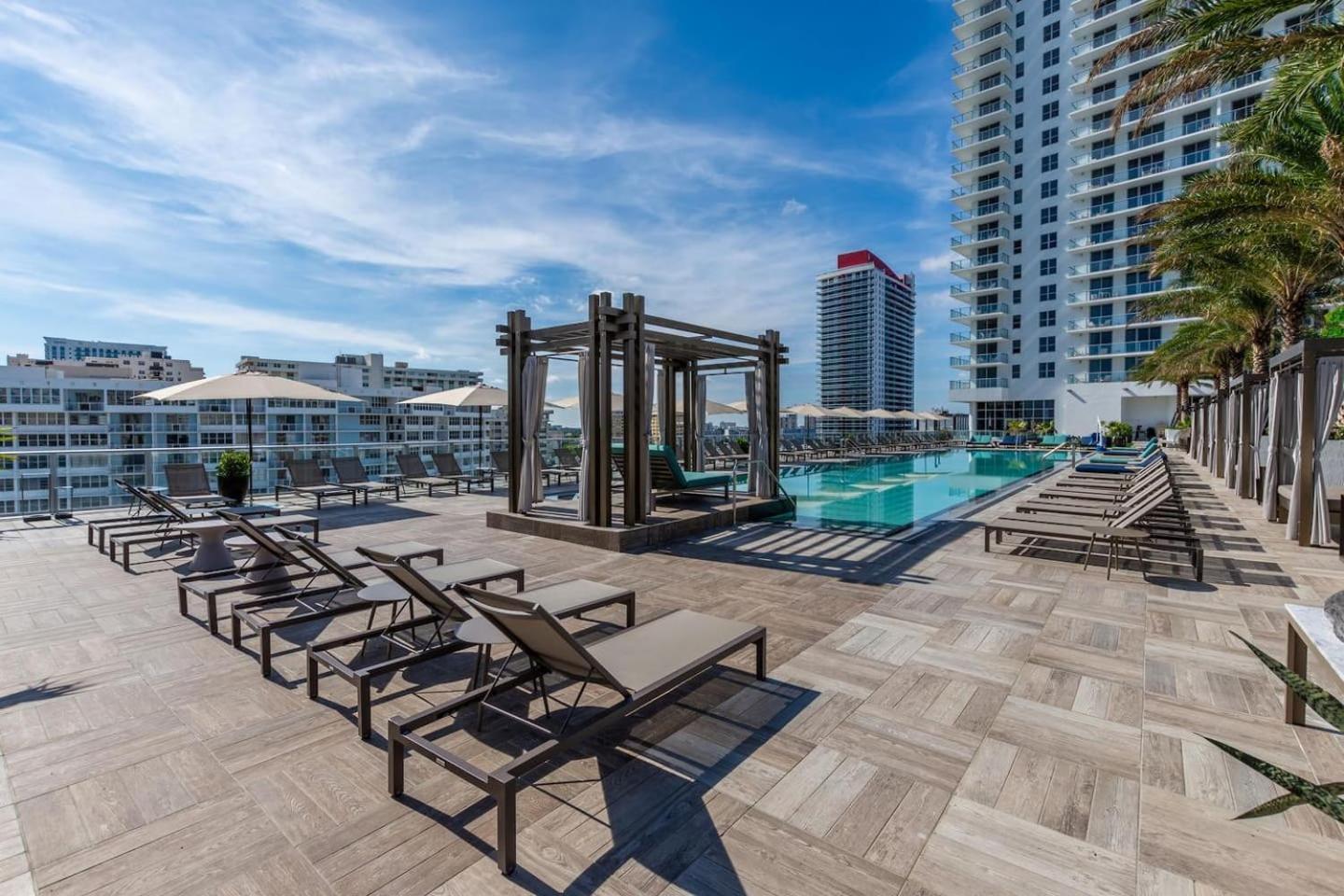 Amazing Apartments At H Beach House Hollywood Esterno foto