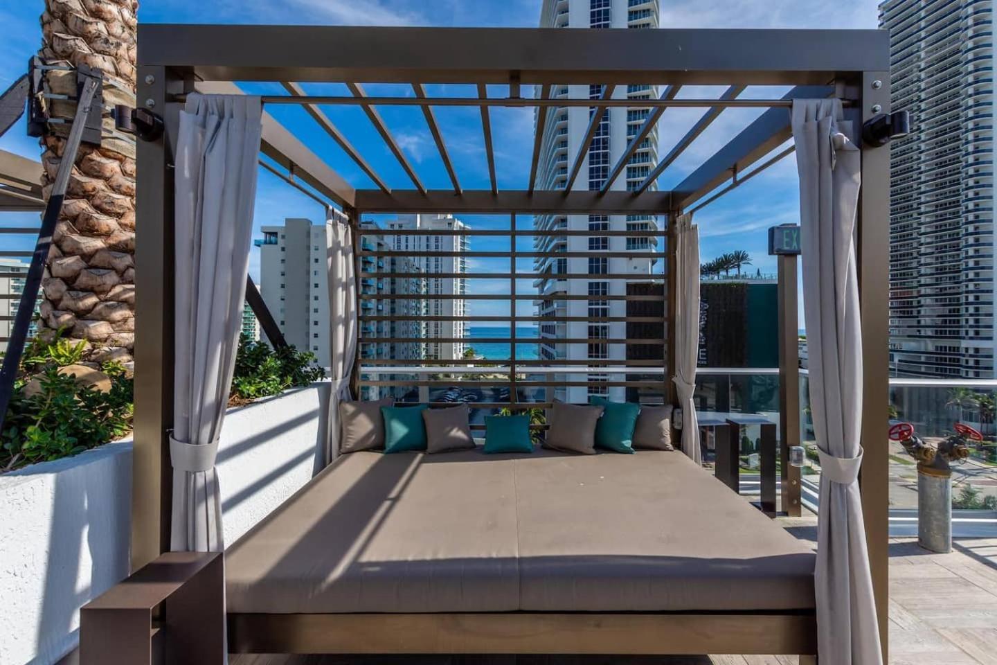 Amazing Apartments At H Beach House Hollywood Esterno foto