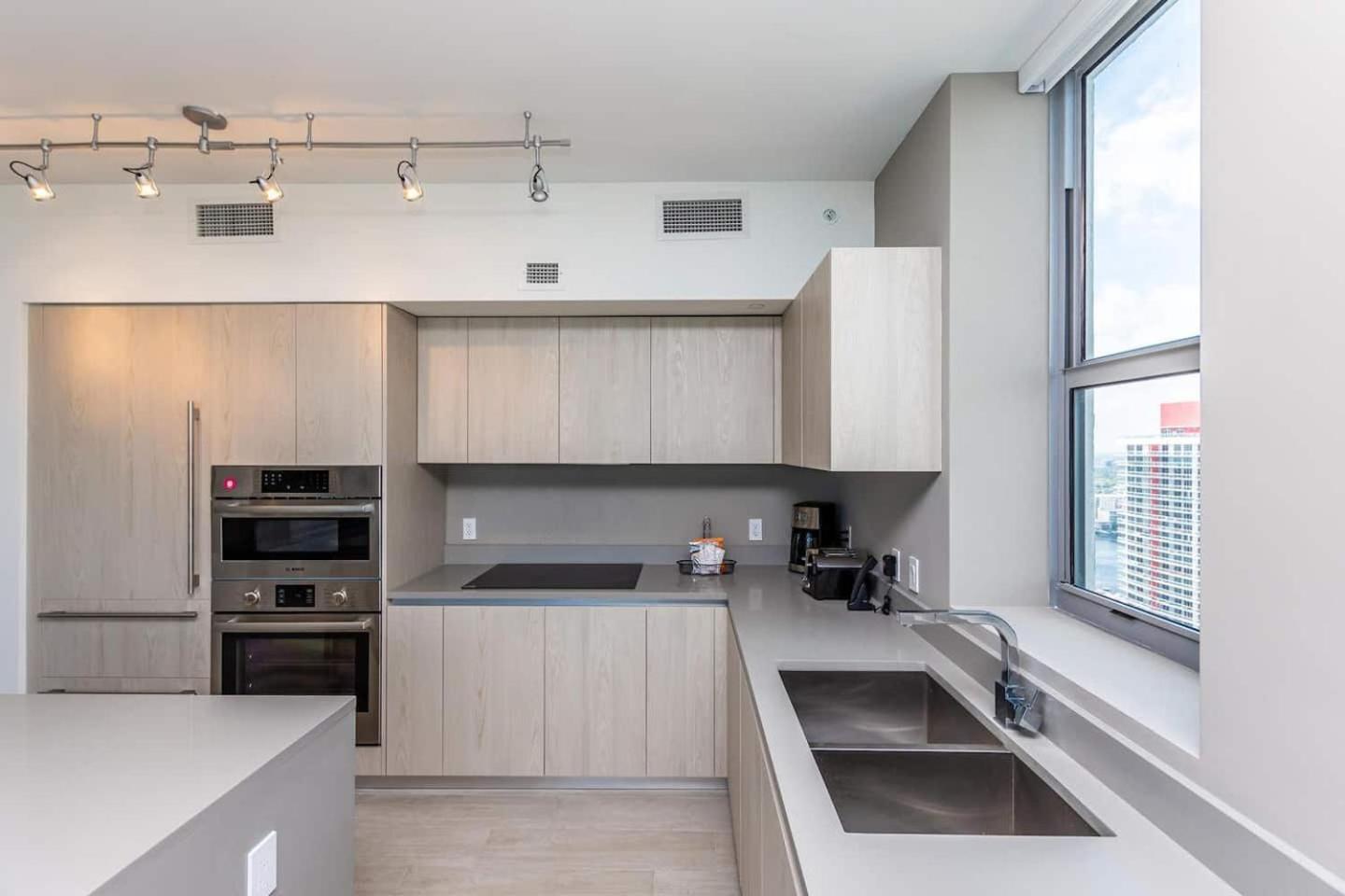 Amazing Apartments At H Beach House Hollywood Esterno foto
