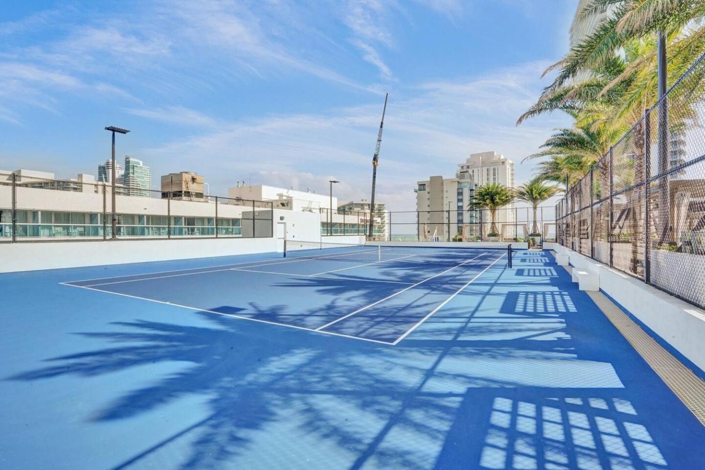Amazing Apartments At H Beach House Hollywood Esterno foto