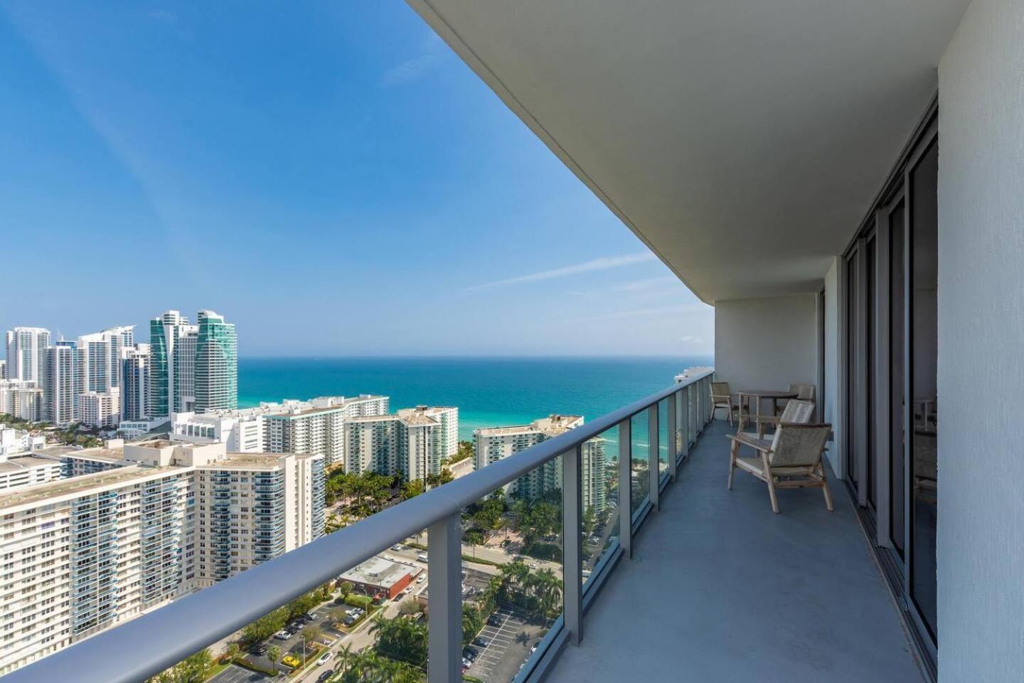 Amazing Apartments At H Beach House Hollywood Esterno foto