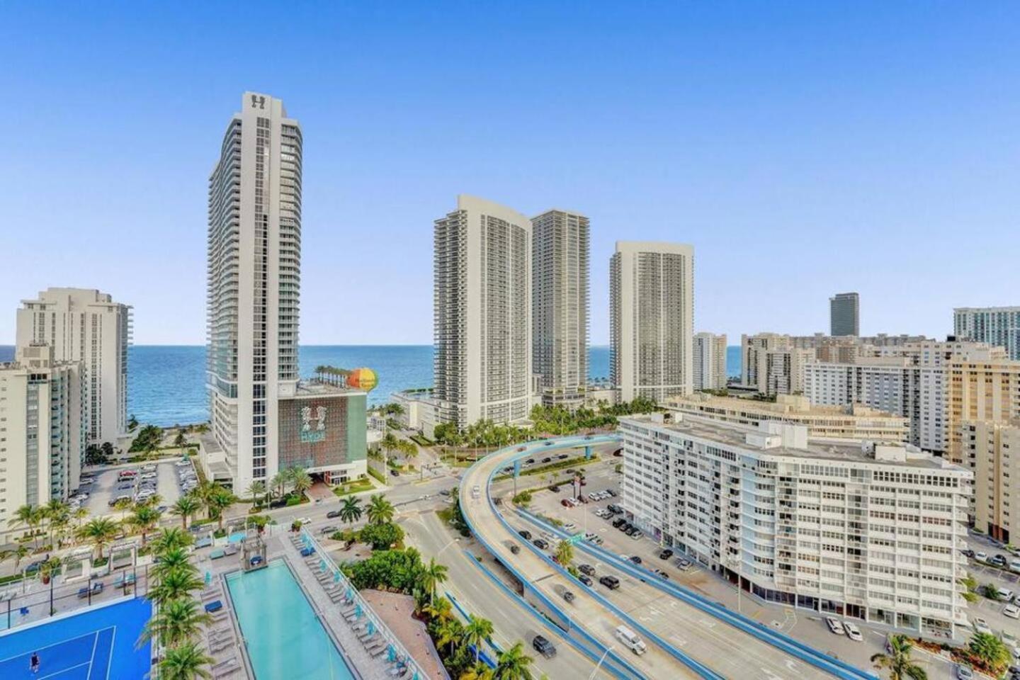 Amazing Apartments At H Beach House Hollywood Esterno foto